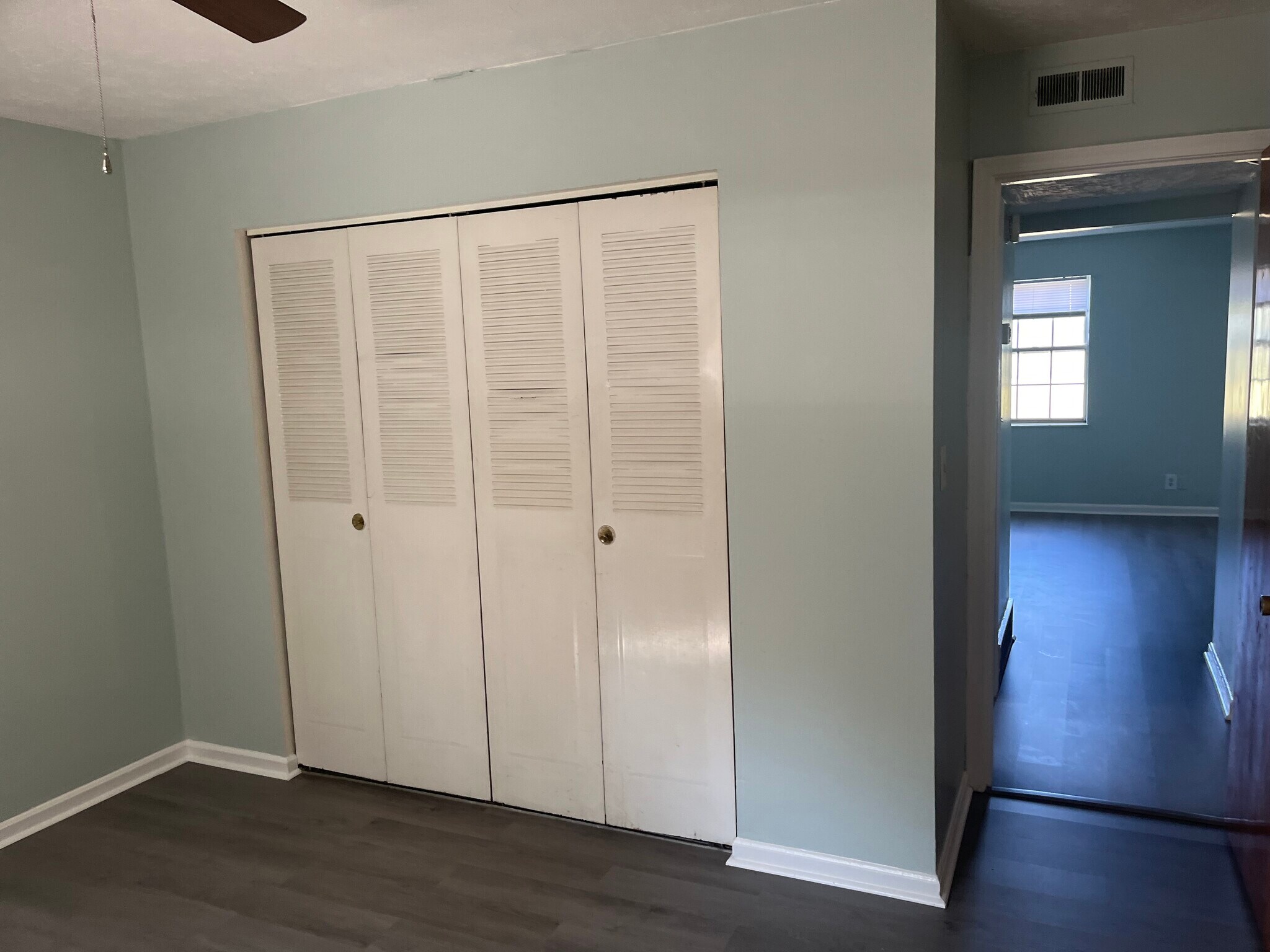 1st Bedroom - 1515 Steadmantown Ln