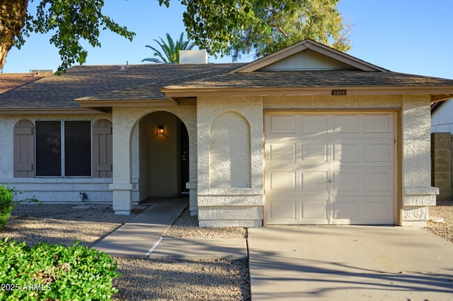 Building Photo - 5528 W Venus Way