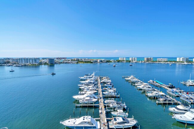 Building Photo - 320 Harbor Blvd