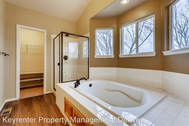 Building Photo - 6 br, 4 bath House - 1387 E 135th Pl