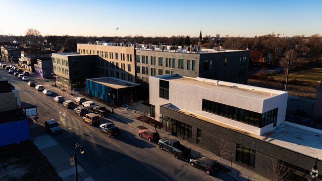 Building Photo - La Joya Gardens