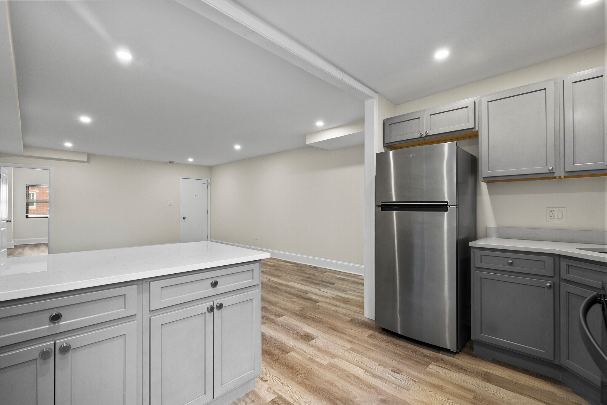 Building Photo - 2539 Saint Paul St