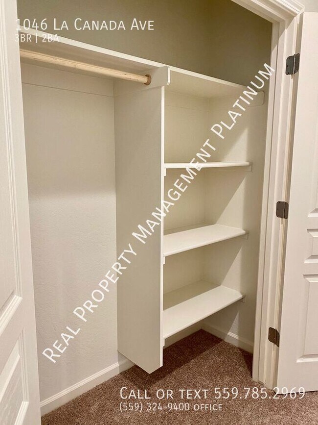 Building Photo - 1046 La Canada Ave