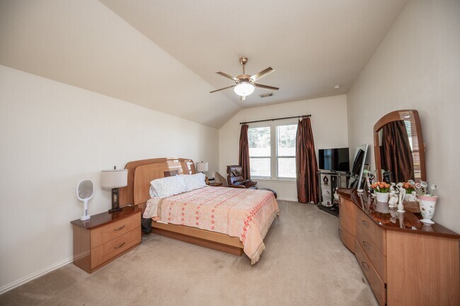 Building Photo - 9034 Necklace Tree Ln