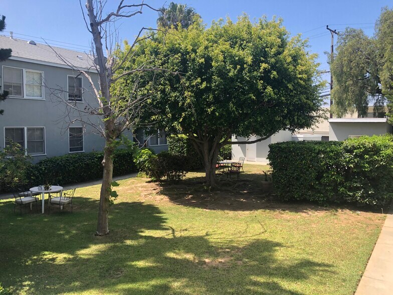 Building Photo - 1250 Franklin St