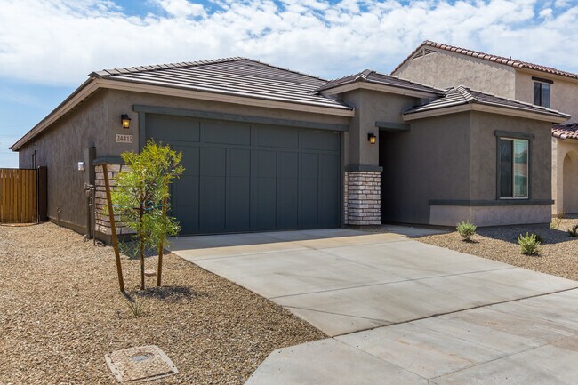 Building Photo - 24415 W Verlea Dr