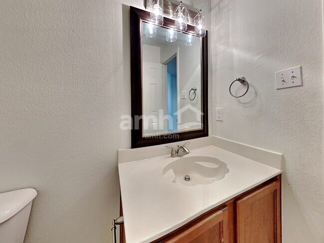 Building Photo - 1804 Trego Dr