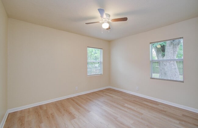 Building Photo - 6510 Cherrydale Dr