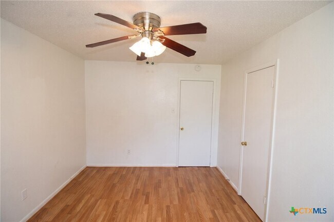 Building Photo - 2603 Mountain Ave