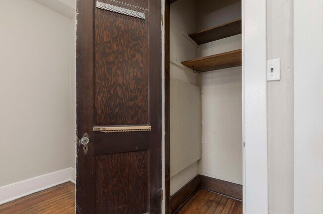 Building Photo - 616 Colorado Ave