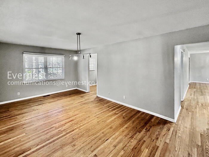 Building Photo - 3829 Captain Dr