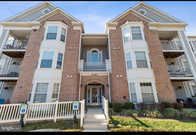 Primary Photo - 2060 Quaker Way