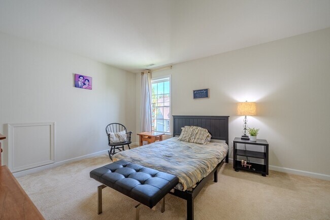 Building Photo - 156 Stonehaven Dr