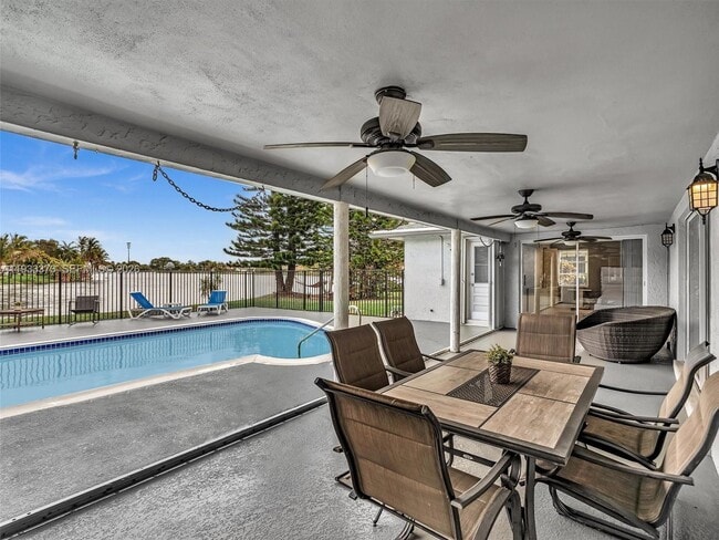 Building Photo - 406 Sailboat Cir