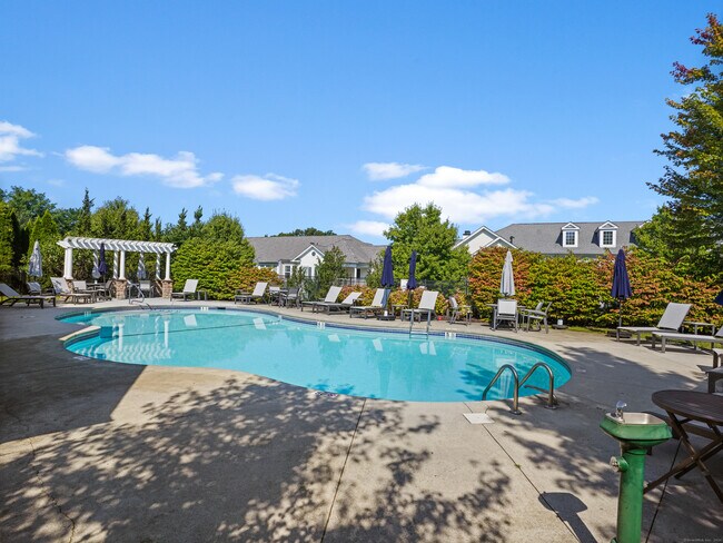 Building Photo - 16 Warrington Round