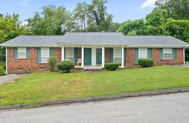 Building Photo - 3414-3416 Betty Ln