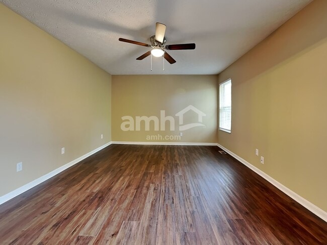 Building Photo - 8267 Springleaf Lake Dr