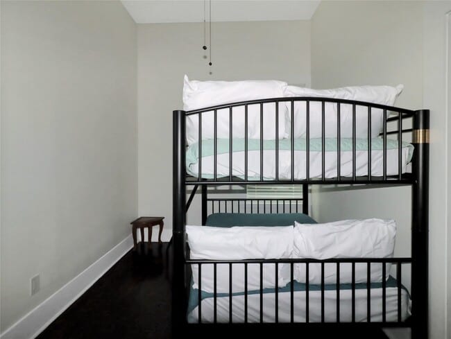 Building Photo - 1919 Avenue O