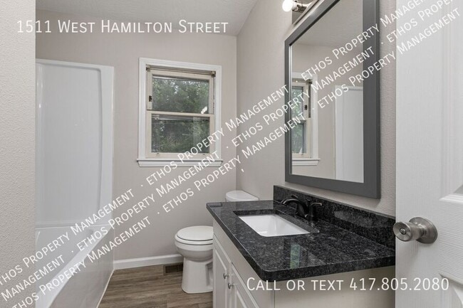 Building Photo - 1511 W Hamilton St