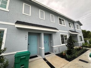 Building Photo - 389 NW 10th St