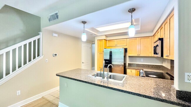 Building Photo - 92-1516-1516 Aliinui Dr