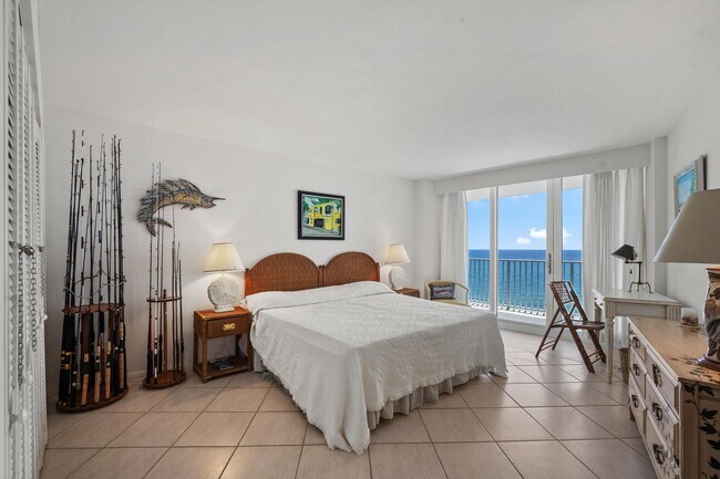 Building Photo - 3360 S Ocean Blvd