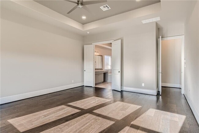 Building Photo - 466 Anfield Cir