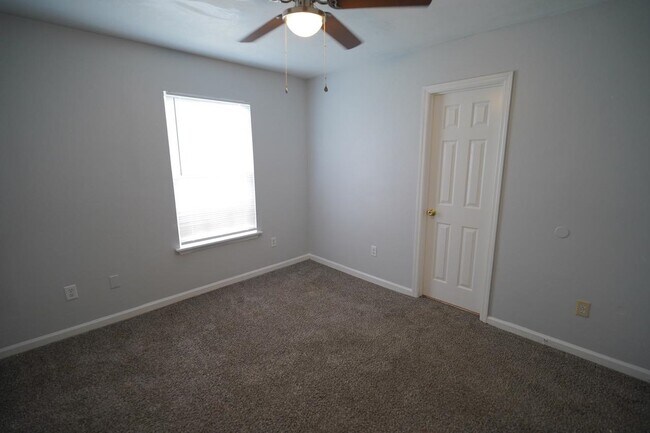Building Photo - 2446 Talco Hills Dr