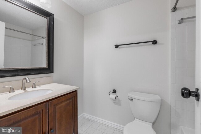 Building Photo - 9410 Onion Patch Dr