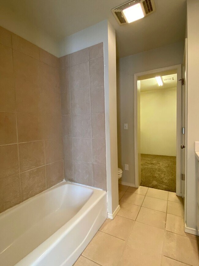 Building Photo - Large 3 Bedroom in Catoosa!!! Pet Friendly NEW DECK FRESH PAINT