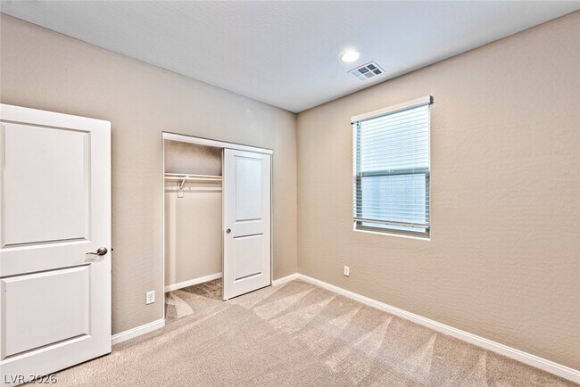 Building Photo - 11705 Redwood Mountain Ave