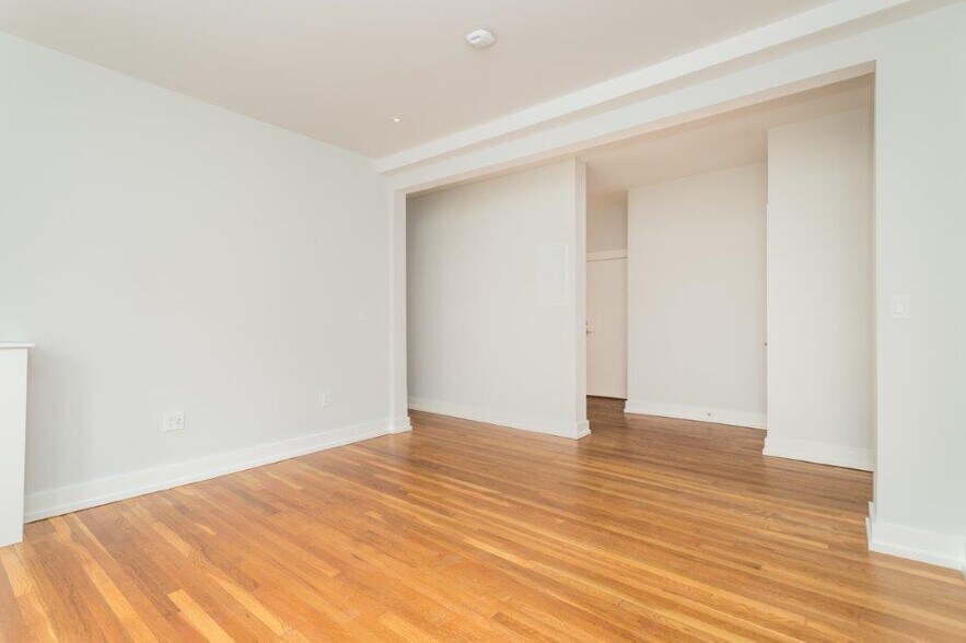 Building Photo - 601 Concord Ave