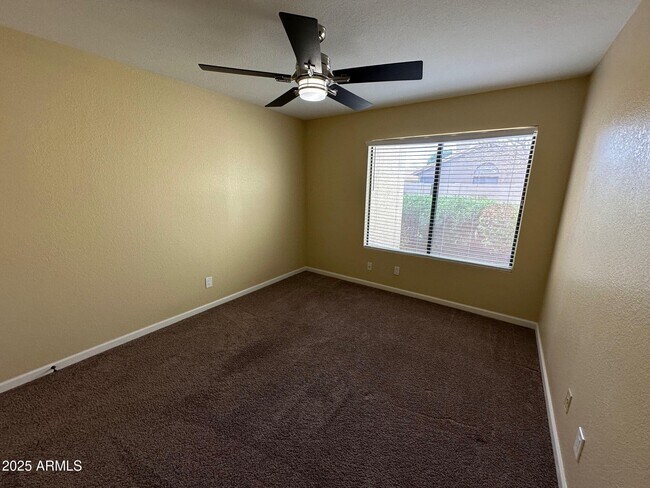 Building Photo - 8919 S Lori Ln