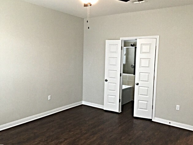 Building Photo - 5613 Gerard Dr