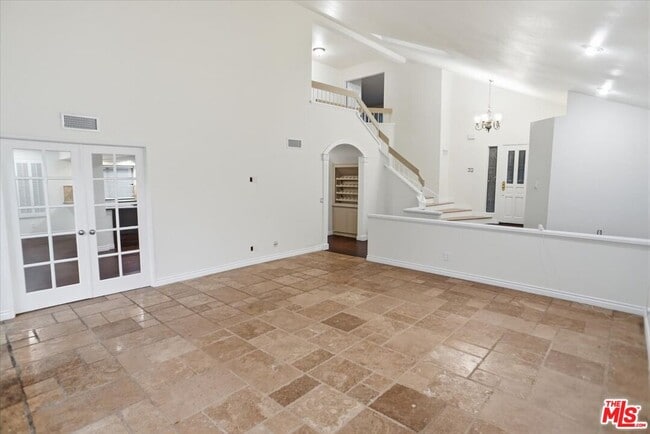 Building Photo - 24124 Mentry Dr