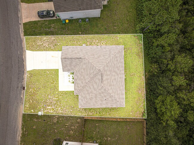 Building Photo - 4902 Kensington Ln