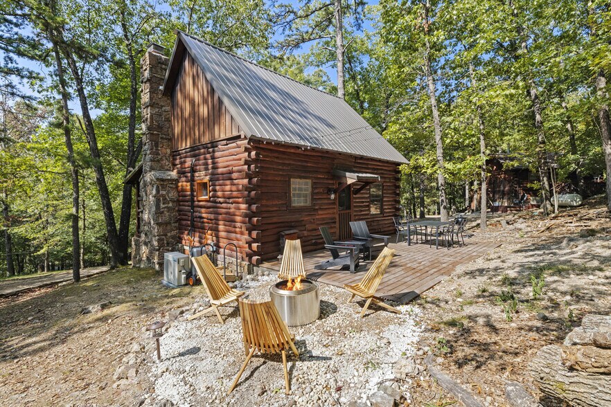 Building Photo - 493 Co Rd 340