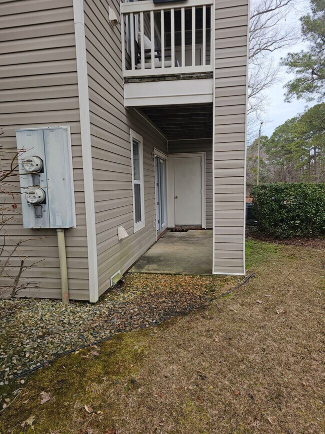 Building Photo - NEW LISTING!!!! Dont Miss Out