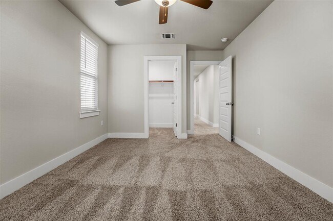 Building Photo - 7509 Grand Linden Wy