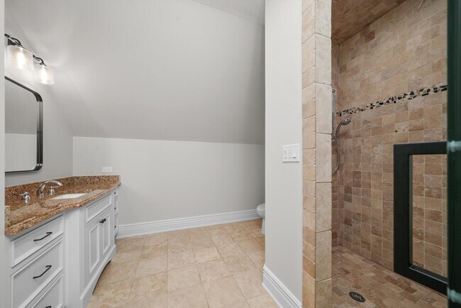 Building Photo - 6403 S Garfield St