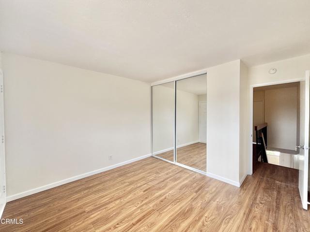 Building Photo - 250 E Surfside Dr