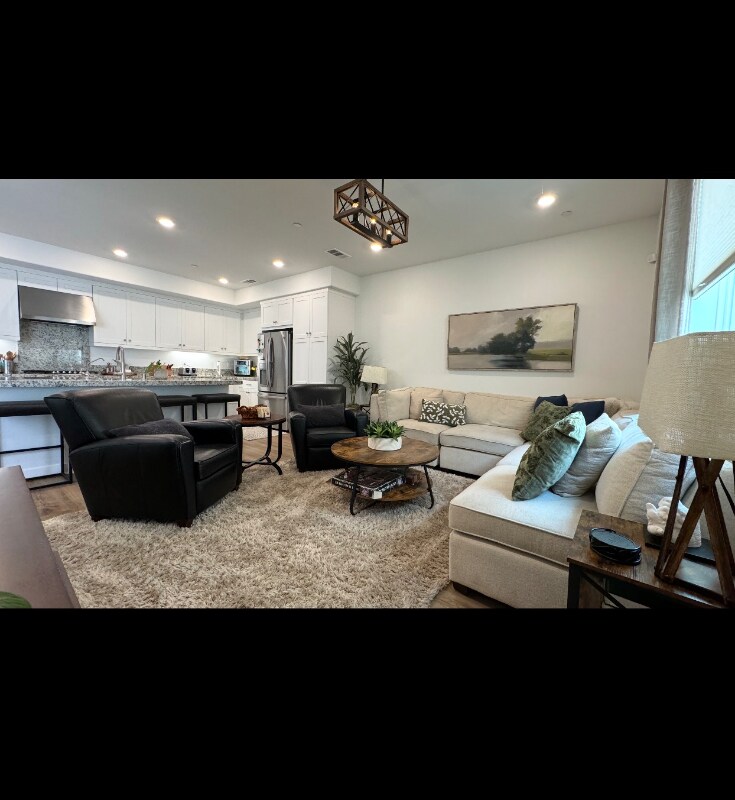 Building Photo - 1939 Meyer Ct