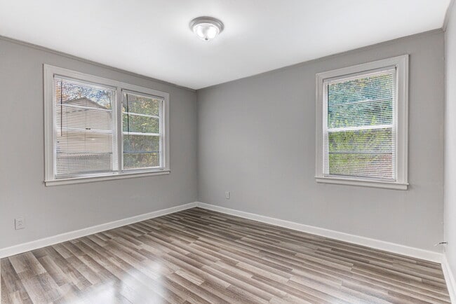 Building Photo - Limited Time: Qualified Tenants Get Half Price First Month – Pest Control & Appliances Covered!