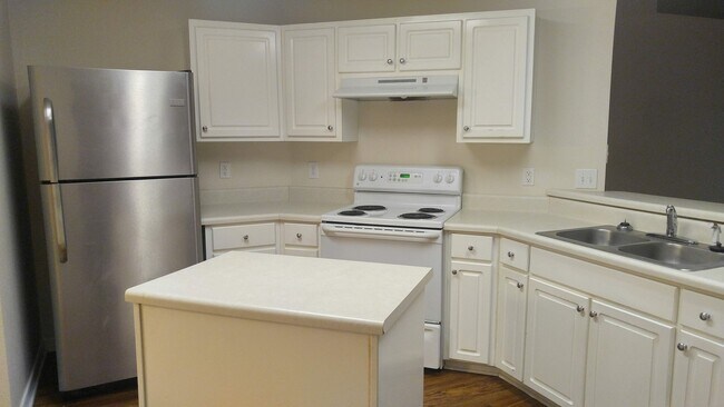 Building Photo - Jaimee Leigh Dr. 4851