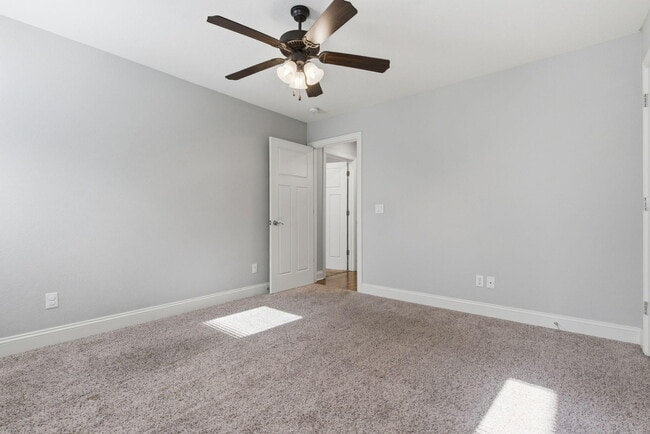 Building Photo - 3835 E Brookdale Terrace