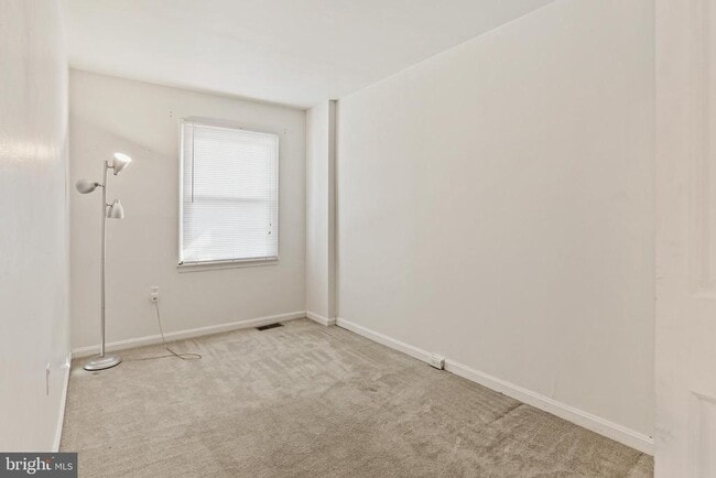 Building Photo - 412 Windy Knoll Dr