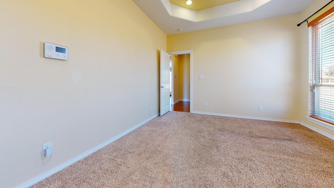 Building Photo - 1004 Waverly Way