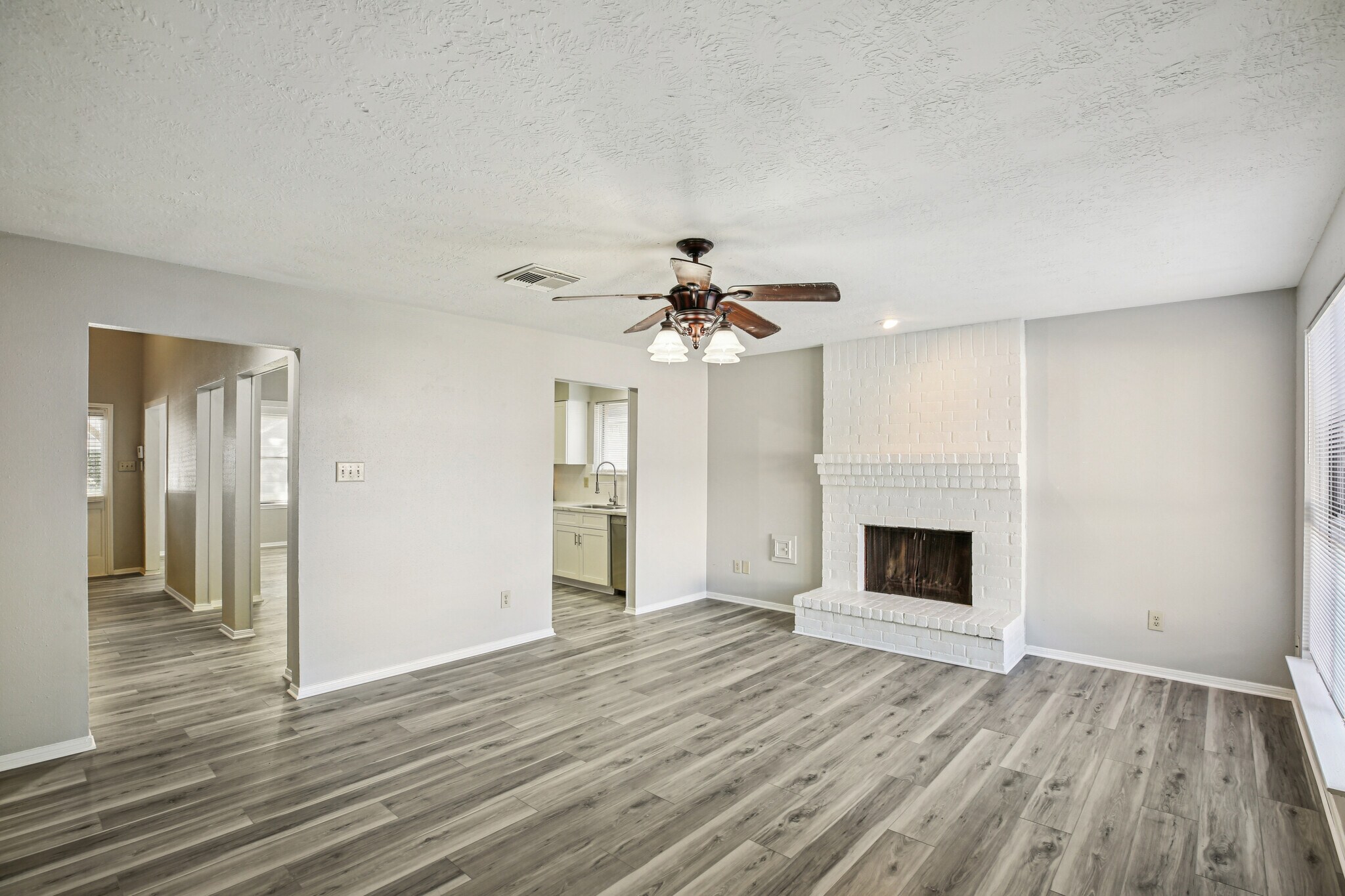 Building Photo - 3715 Wells Mark Dr