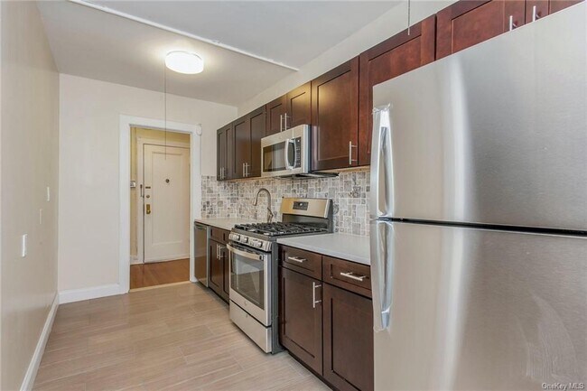 Building Photo - 69 Harney Rd