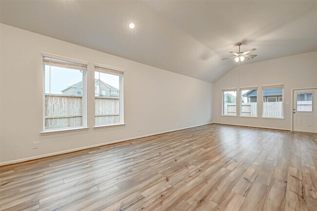 Building Photo - 201 Cambria Green Ln
